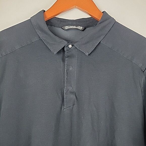 Arcteryx Eris Polo Shirt Mens XL Black Snap Buttons Short Sleeve - Picture 4 of 13
